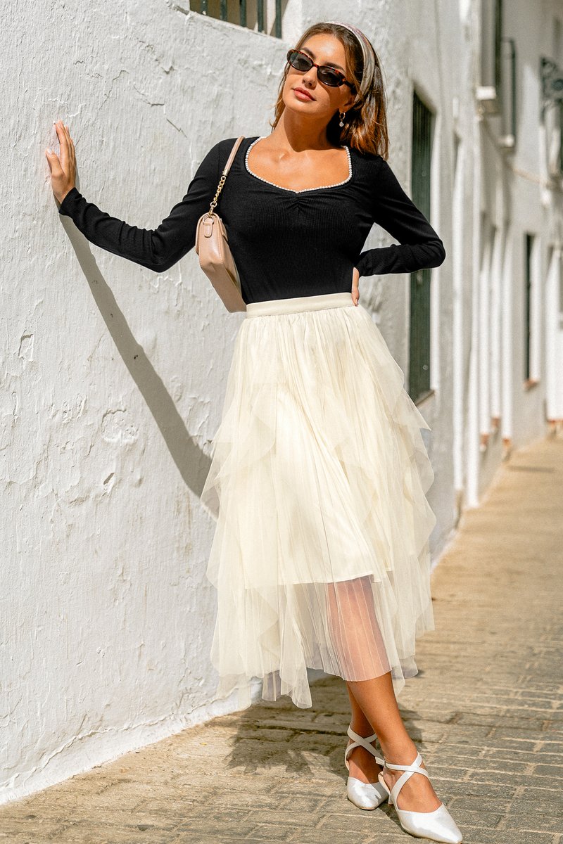Street Chic Cream Maxi Skirt - Image 6